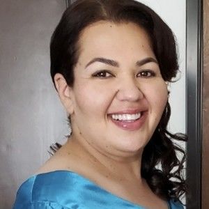 Meet your Posher, Sonia